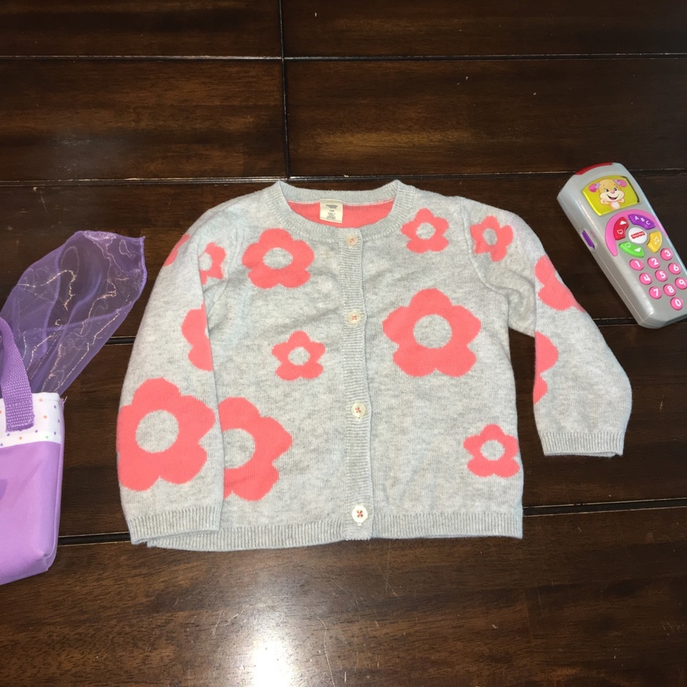 Tucker and Tate flower sweater 🌸