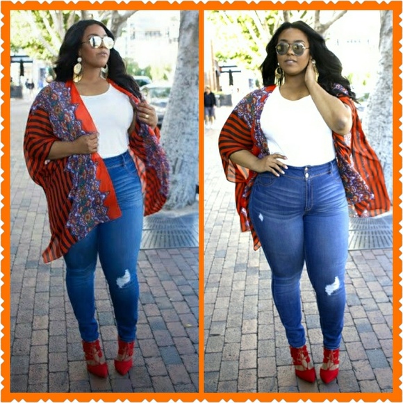 CATHERINES PLUS SIZE EL MIRAGE PONCHO ONE SIZE - Picture 2 of 2