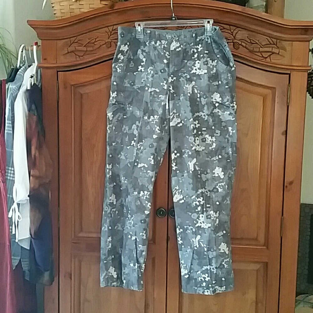 Faded Glory cargo pants