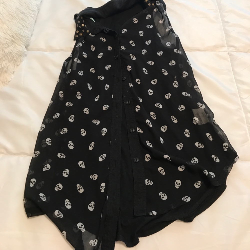 Skull shirt