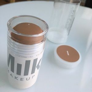 Milk Makeup Matte Bronzer in Baked