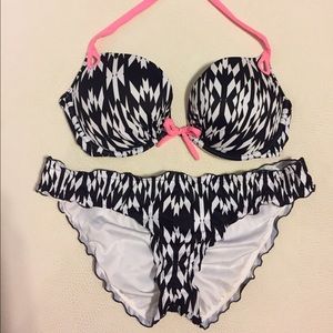 Victoria Secret Swimsuit 👙36D top, Lg bottom