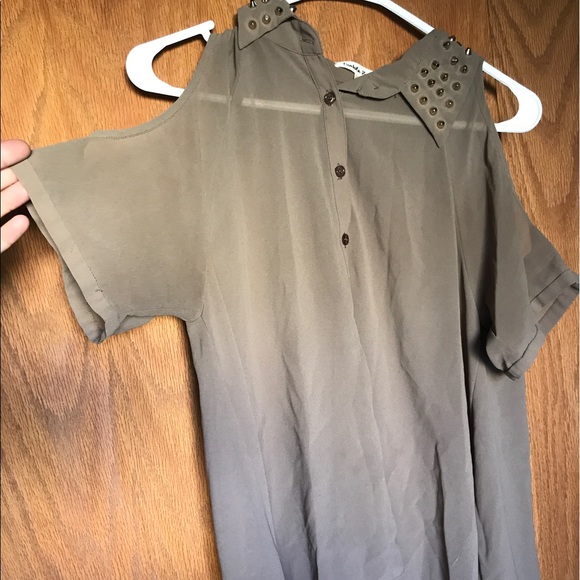 Double zero button up cover up - Picture 2 of 3