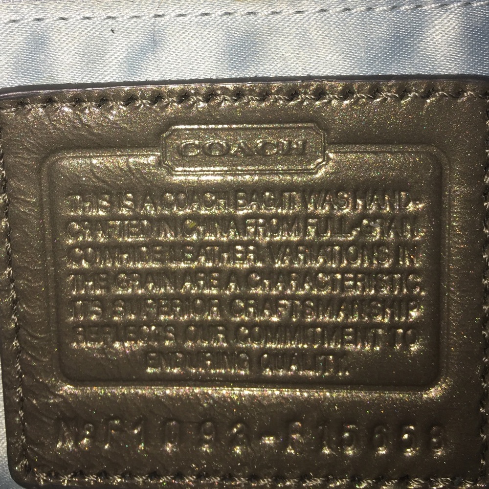 Authentic Coach bag - Picture 3 of 3
