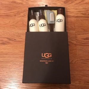 UGG SHEEPSKIN CARE KIT