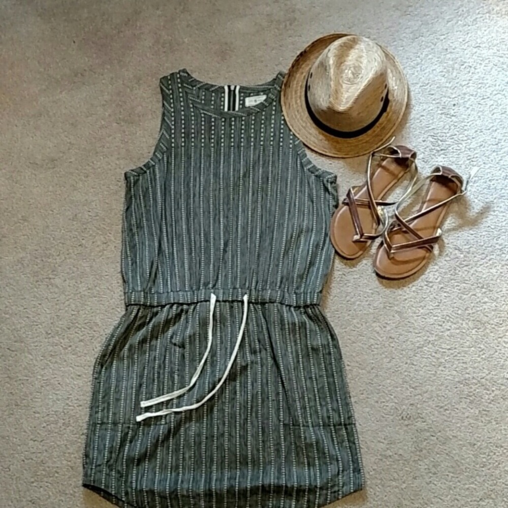 Lou & Grey Summer Dress 👗