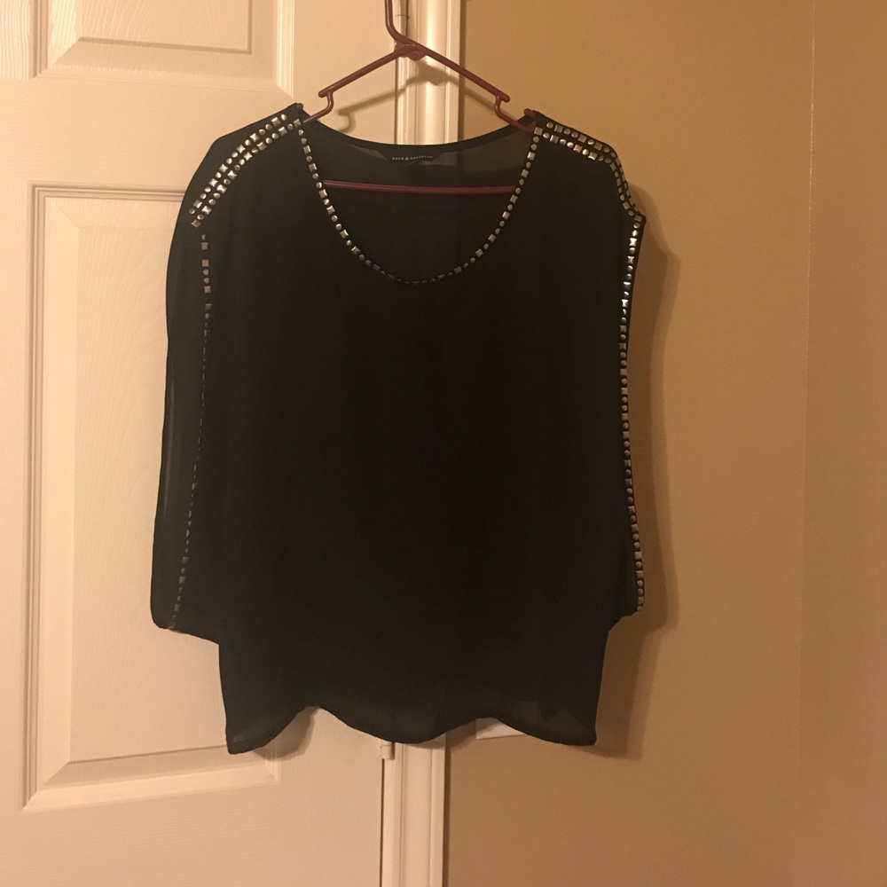 Beautiful like new blouse