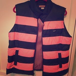 Vineyard vines navy blue and pink puffer vest
