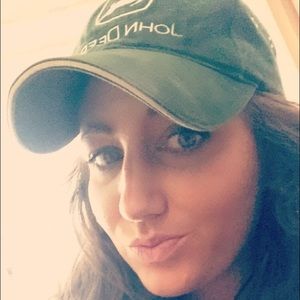 Meet your Posher, Dana