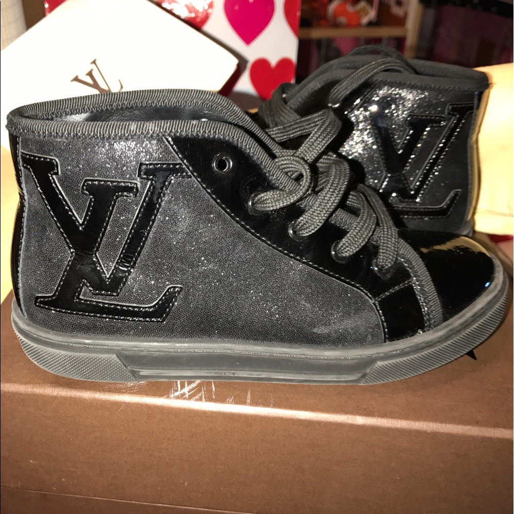 Kids Louis Vuitton Authentic Sneakers