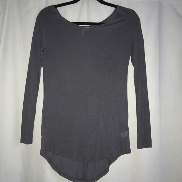 Soft Long Sleeve Top! - Picture 2 of 2