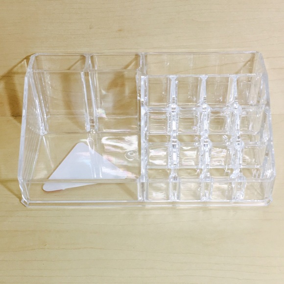 🆕 Heavy Duty Acrylic Makeup Organizer! 🆕 - Picture 7 of 7