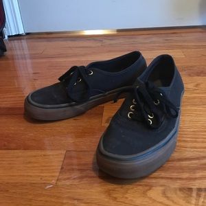 Classic Black Gum Sole Lace Up Vans