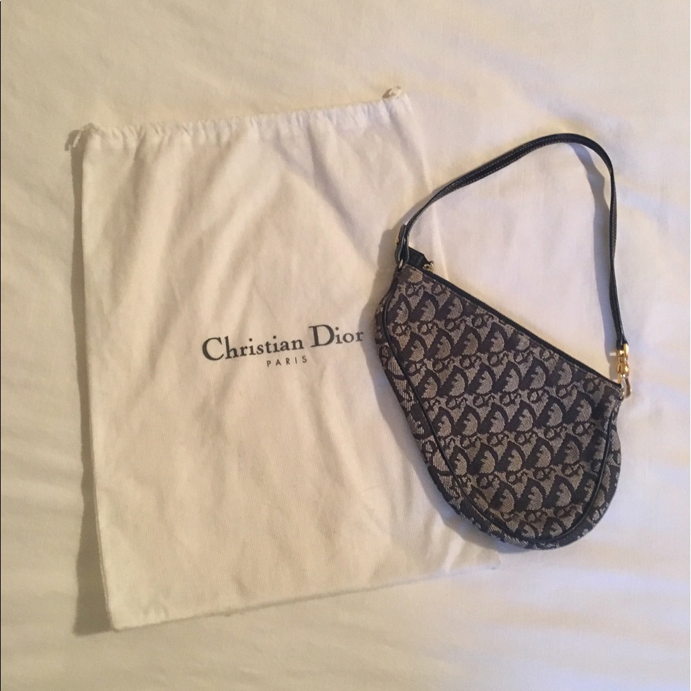Authentic Dior Saddle Pouch in Navy❗️