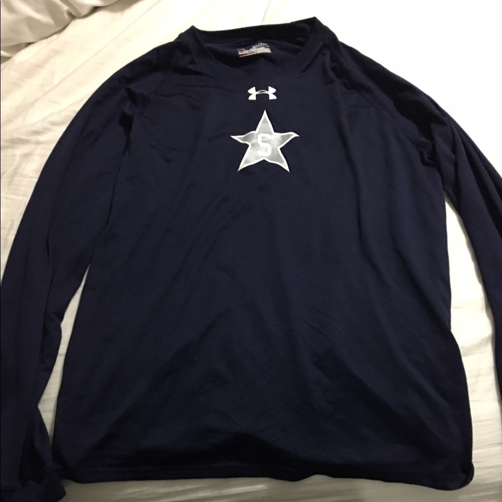 Under Armour  heat gear color is more navy