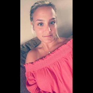 Meet your Posher, Jenna