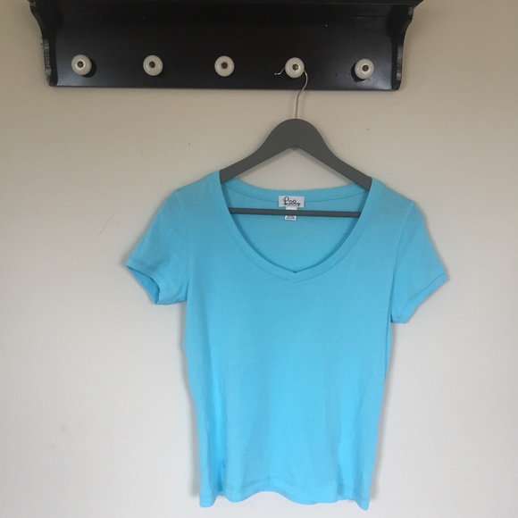 βSOLDβ LILLY PULITZER Blue V Neck Logo Palm Tee - Picture 3 of 8