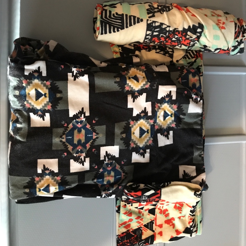 2 OS LulaRoe Leggings