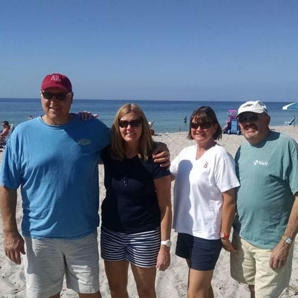 Meet your Posher, Laurie