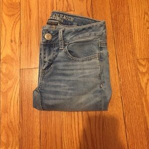 AMAZING DEAL BARELY WORN AMERICAN EAGLE JEANS