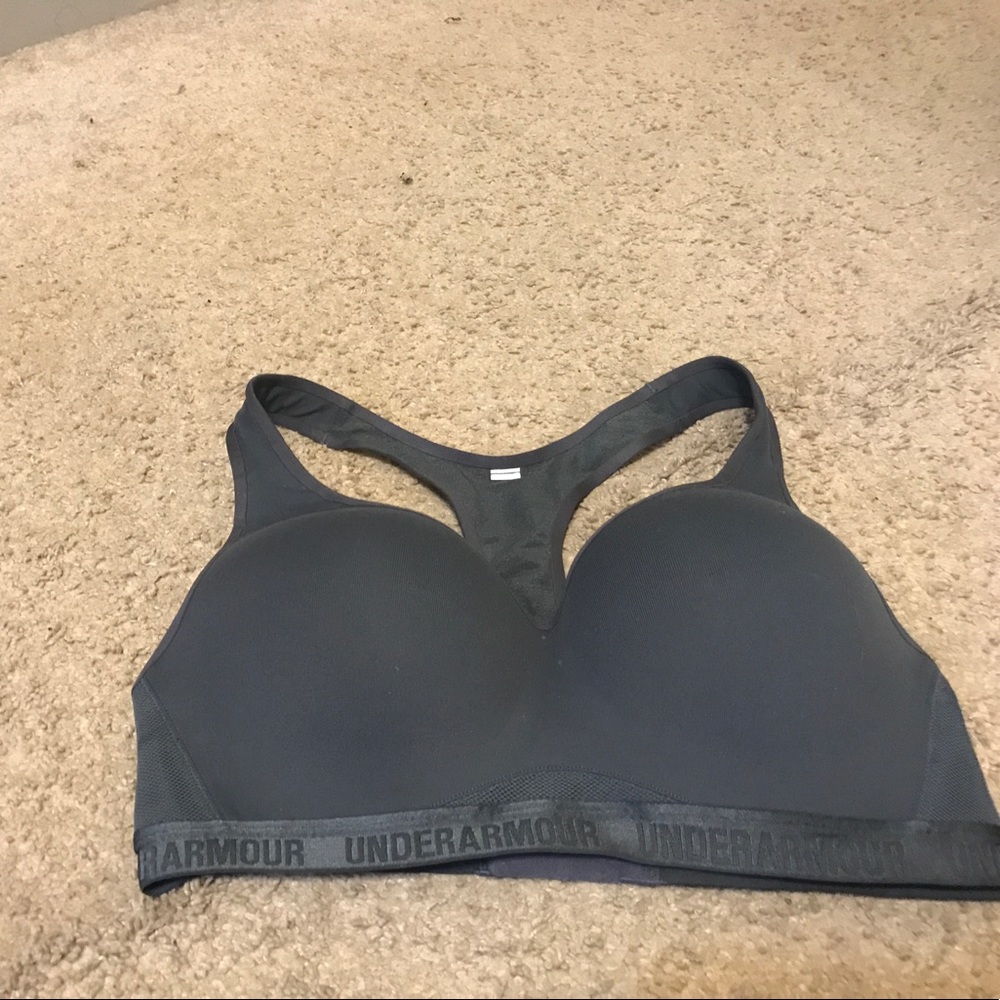 MOVING SALE || Brand New Under Armour Bra