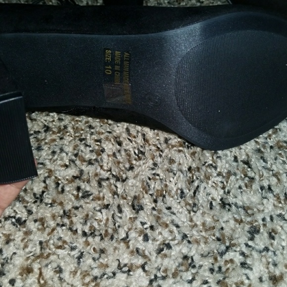 Open toe booties - Picture 3 of 3