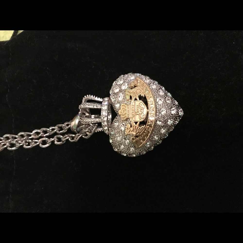Juicy couture necklace