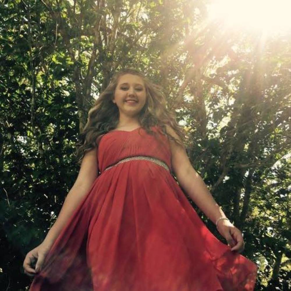 Meet your Posher, Kayla