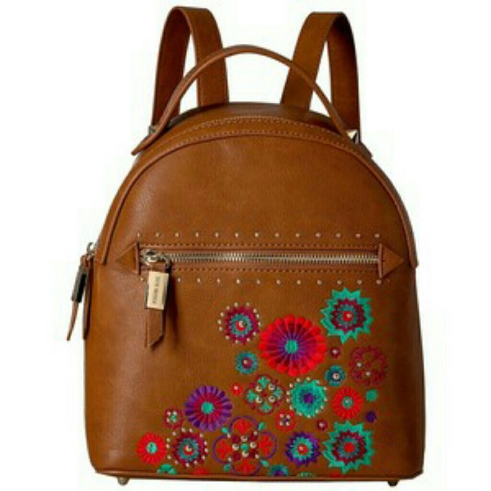 BRAND NEW! STEVE MADDEN