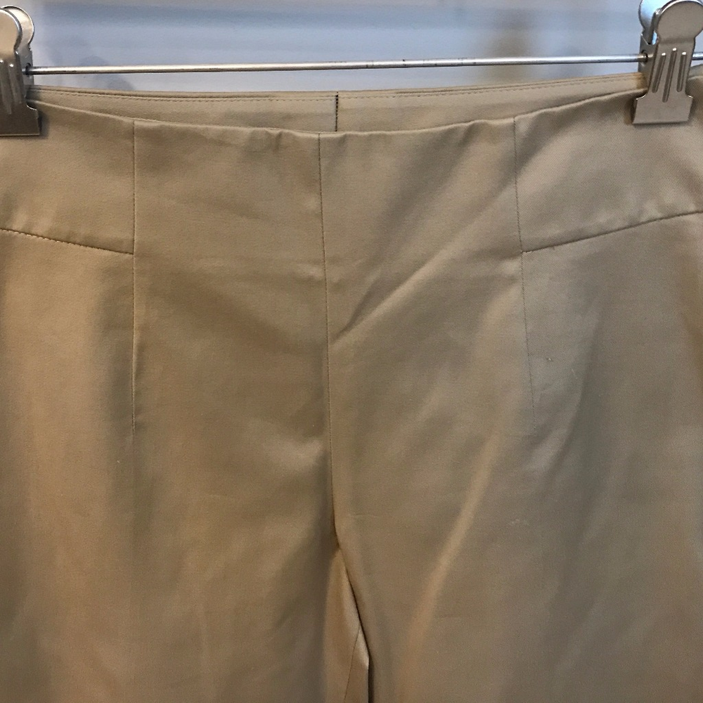 AKRIS Punto Cropped Pants Khaki Side Zipper Size 4 - Picture 2 of 8