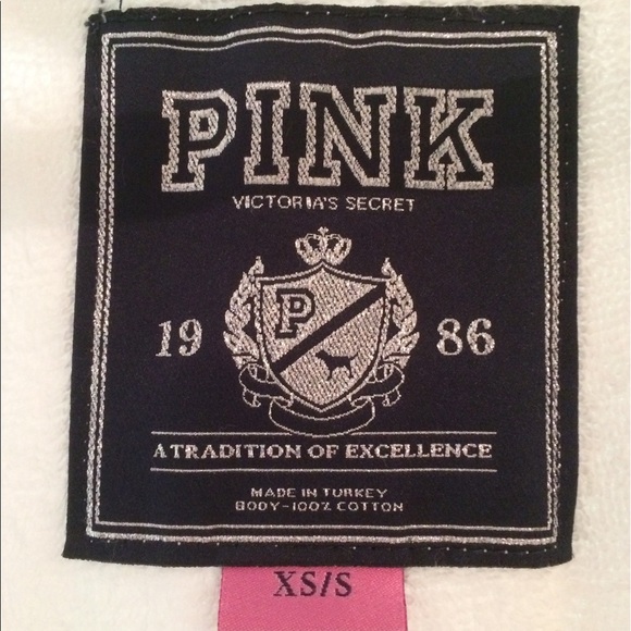 💥SOLD💥🎉2XHostPick🎉Victorias Secret Sequin Robe - Picture 2 of 8