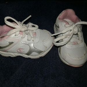 Infant girl shoes