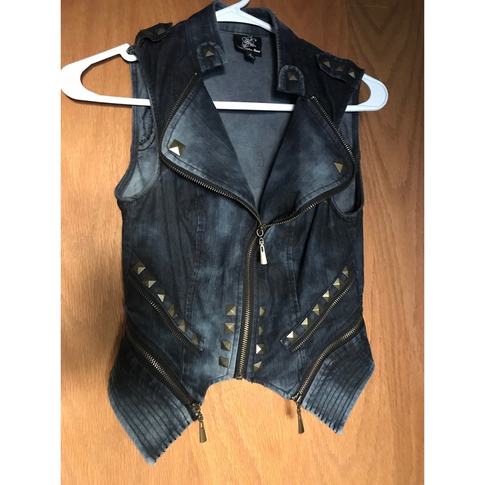 Double zero jean vest