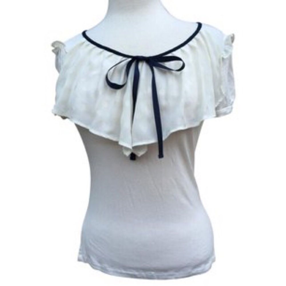 La Chapelle Sport Creme Cap Sleeve Lace Overlay