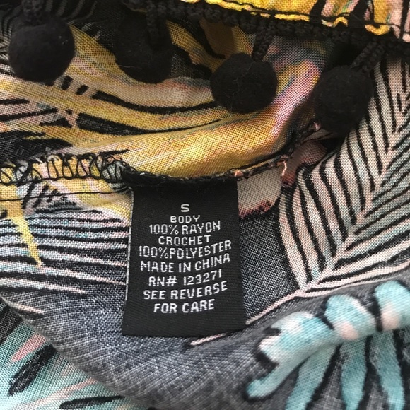 Small & Lg << Tropical Palms Pom Pom Romper >> - Picture 5 of 5