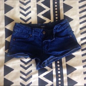 Forever 21 zip up shorts