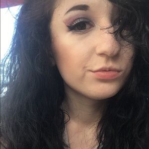 Meet your Posher, Faith