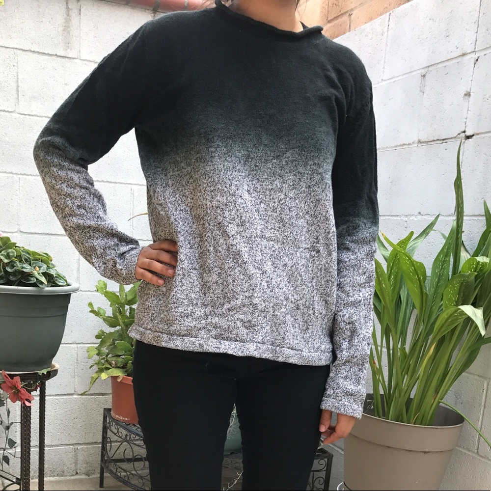 Ombré Black&Grey Sweater
