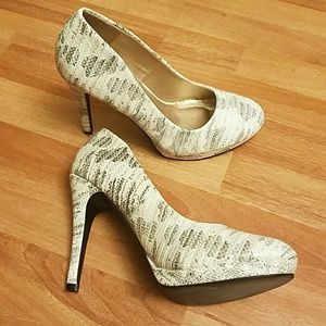 NWOT Heels