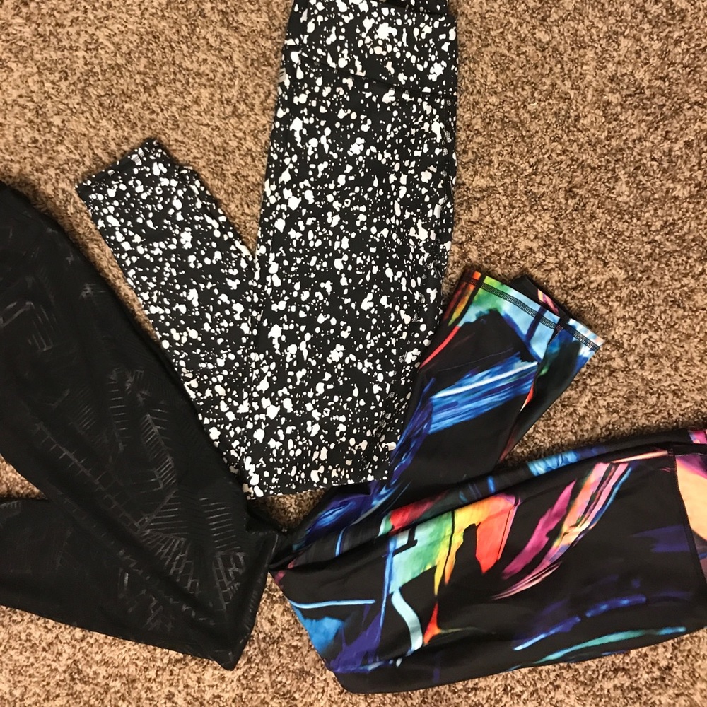 FABLETICS YOGA PANTS / LEGGINGS