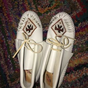Vintage Beaded Minnetonka