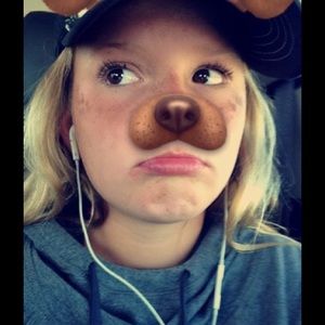 Meet your Posher, Hailey