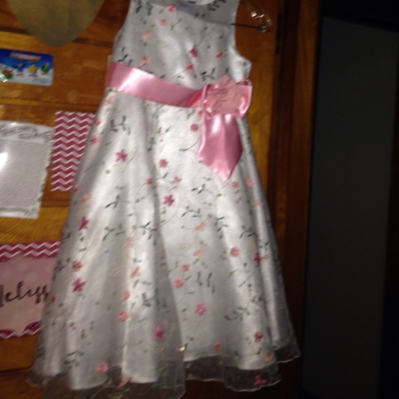 Floral Kids' Dress - Picture 4 of 6