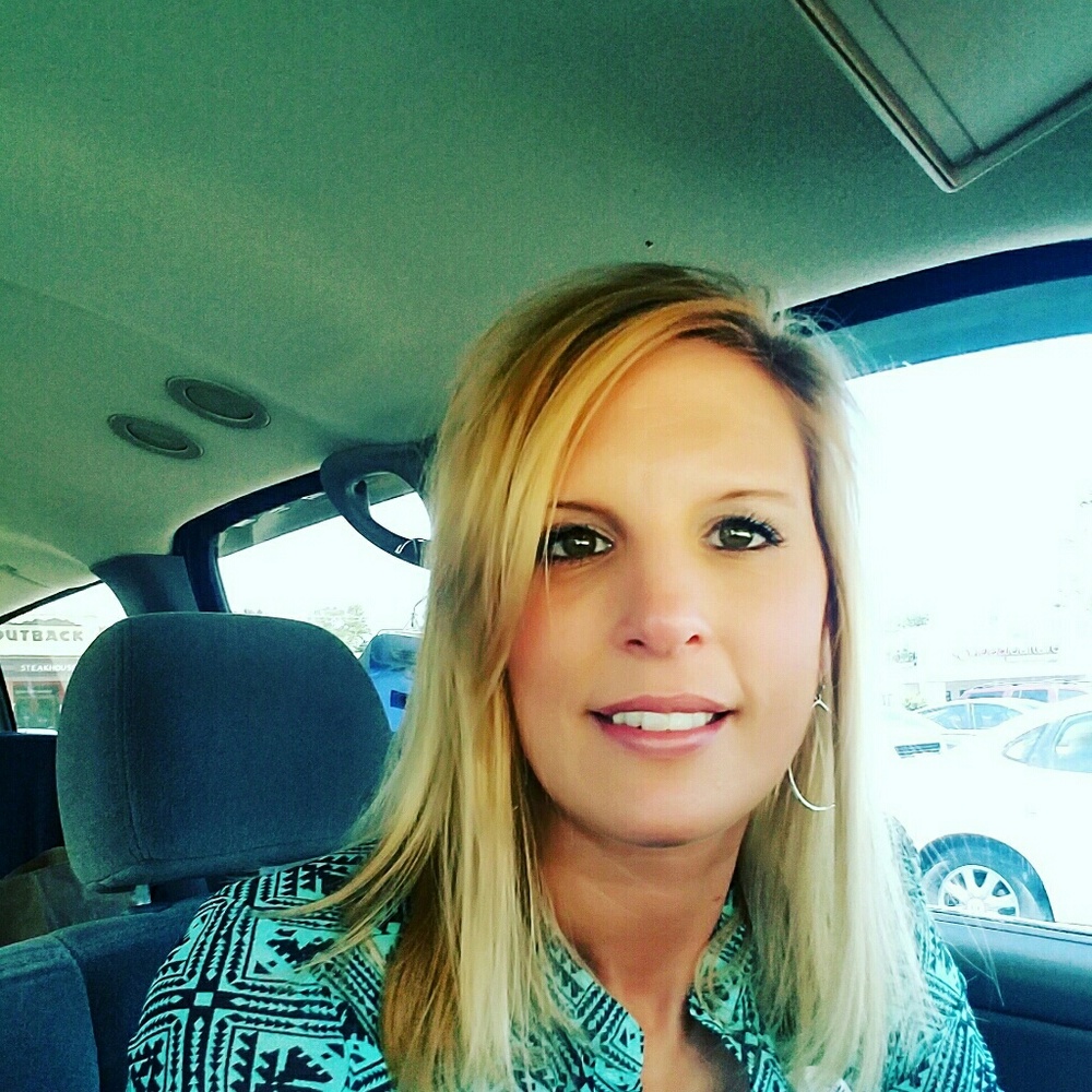 Meet your Posher, Melanie