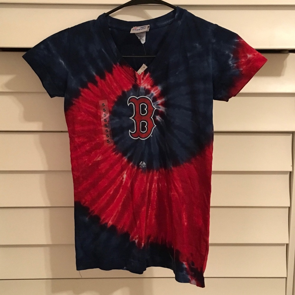NWT- Boston Red Sox Short Sleeve T-Shirt -Small