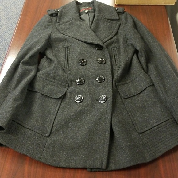 Meet your Posher, Katie - Picture 2 of 4