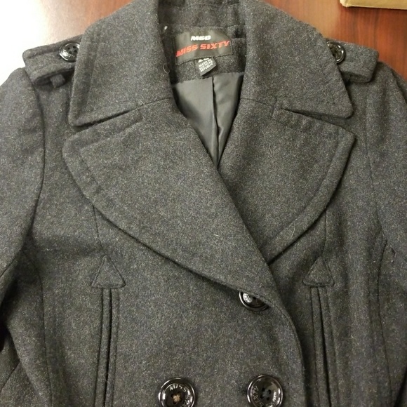 Meet your Posher, Katie - Picture 4 of 4