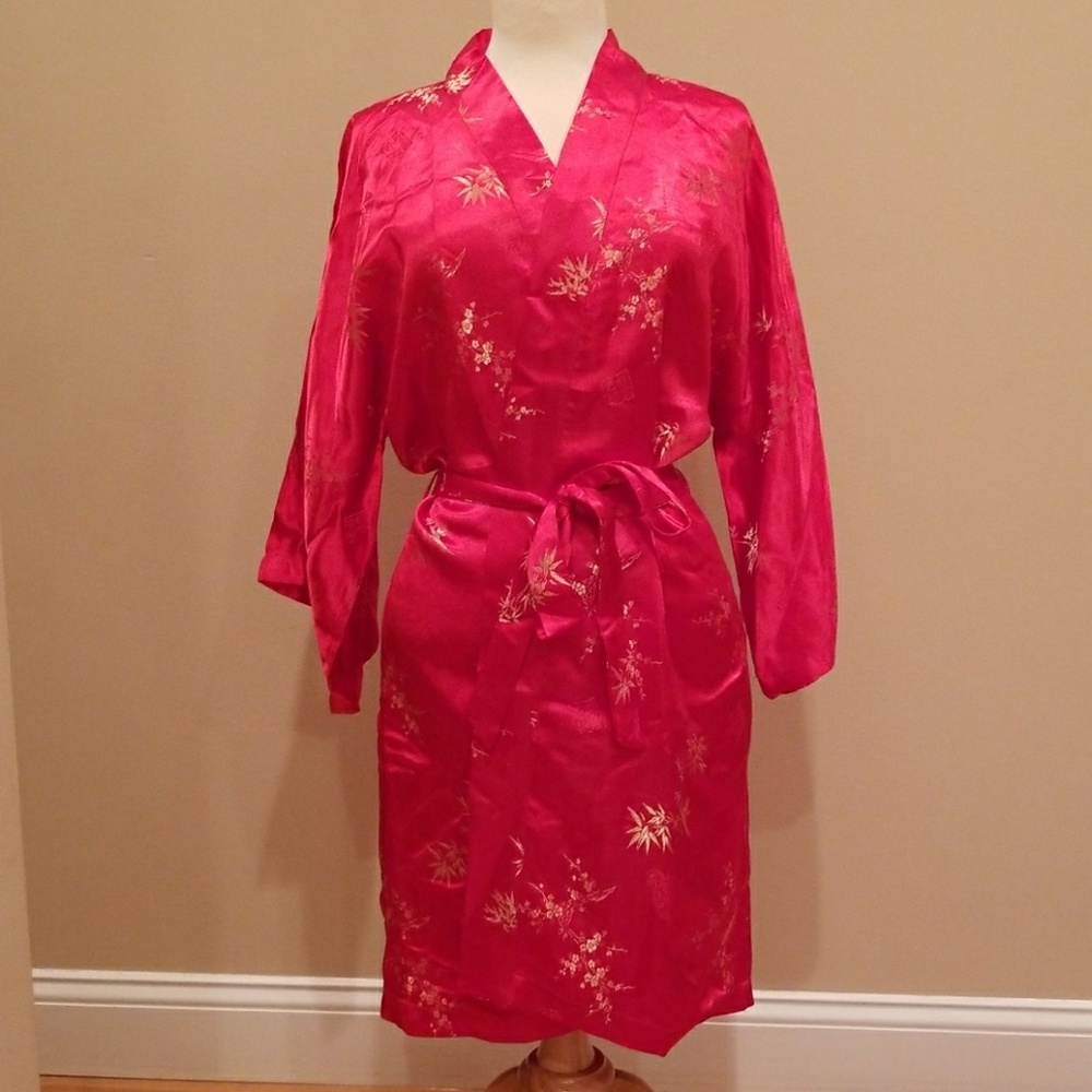 *SALE* Beautiful red Kimono robe, one size