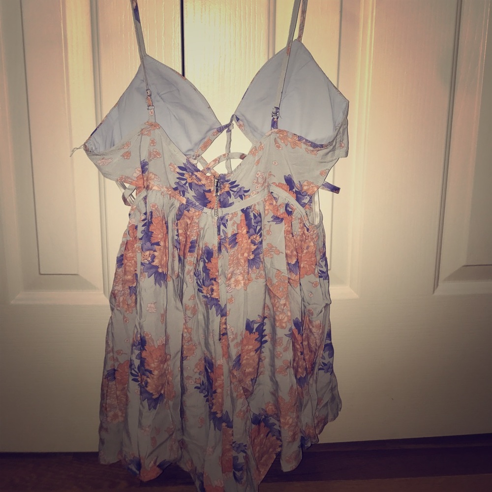 Romper - Picture 2 of 3