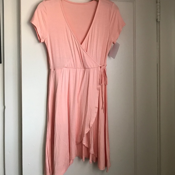 🆕 Peach Pink Wrap Dress | S / M / L - Picture 4 of 4